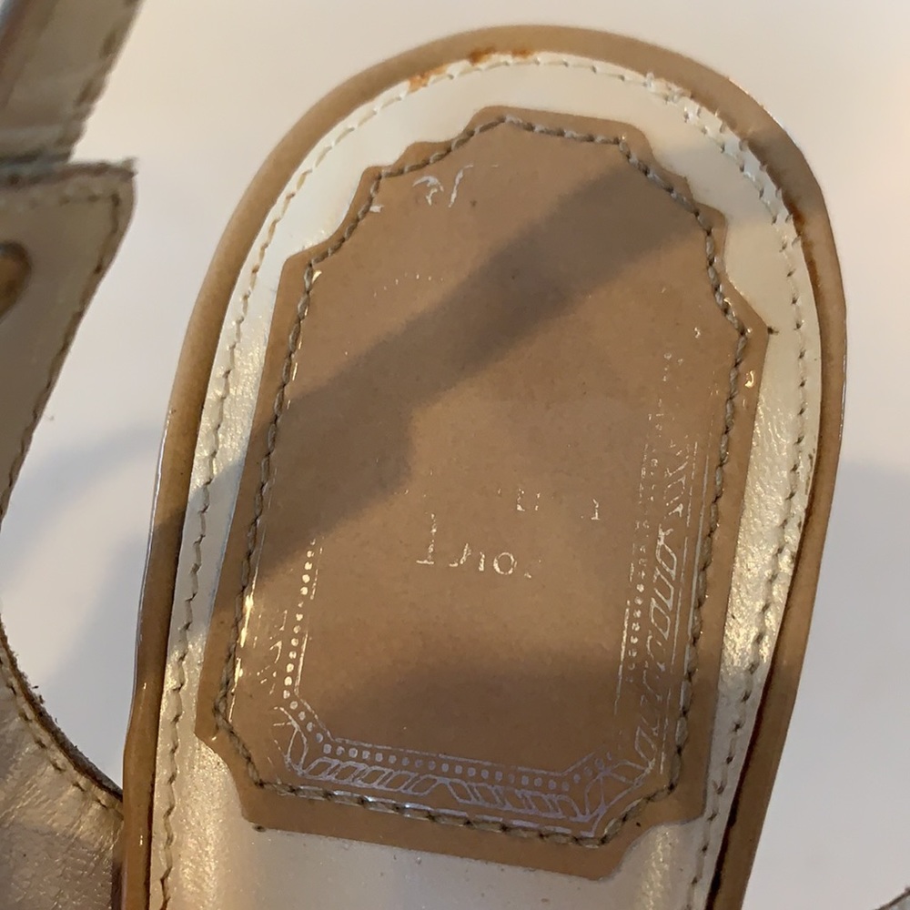 Christian Dior patent leather platform pumps - Picture 16 of 16
